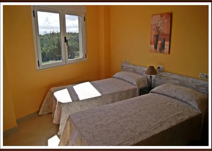 Apartamento En Zona Rustica De Camarinas